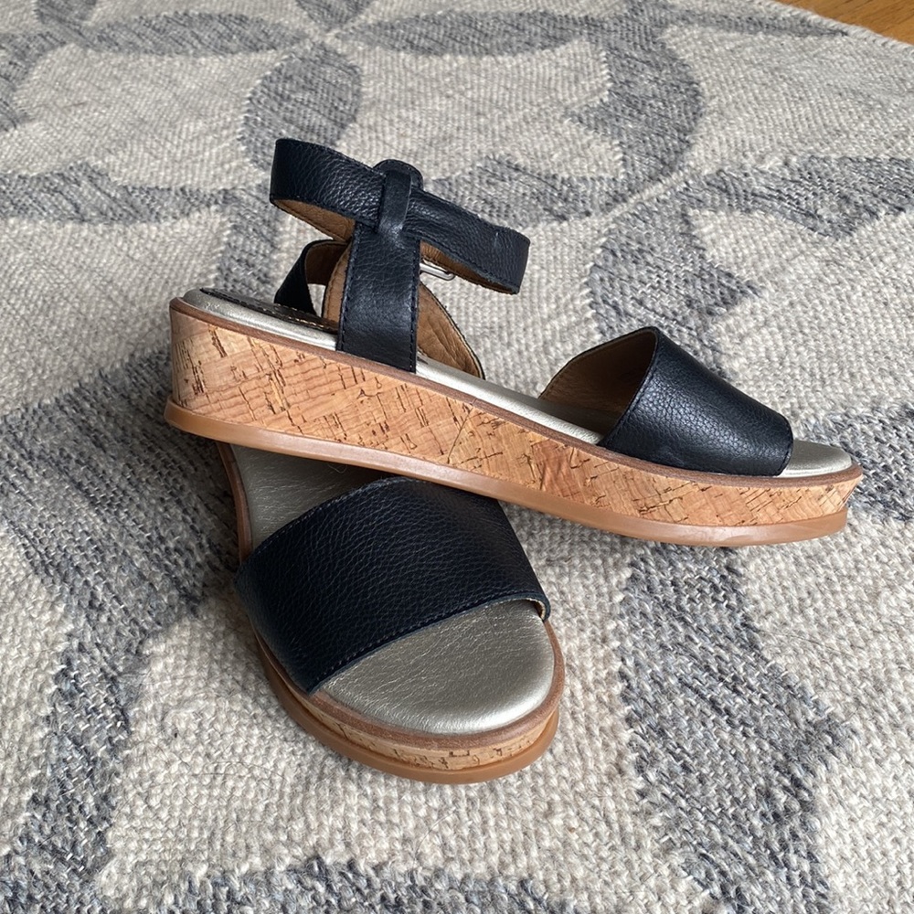 Lucca Lane Black & Cork Leather Cameron Platform Sandals